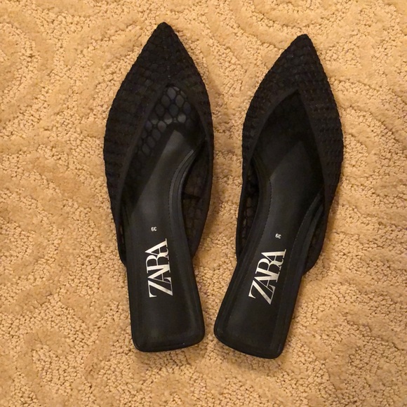 Zara Shoes - Zara Flats